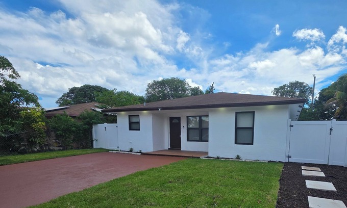 Delray Beach Casa | Charming 3-bedroom house in lovely Delray Beach with AC