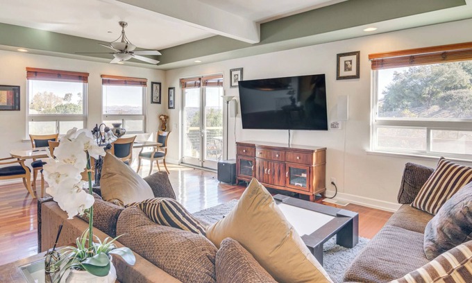 Thousand Oaks Casa | Charming 3-bedroom house in enjoyable Newbury Park with AC, WiFi