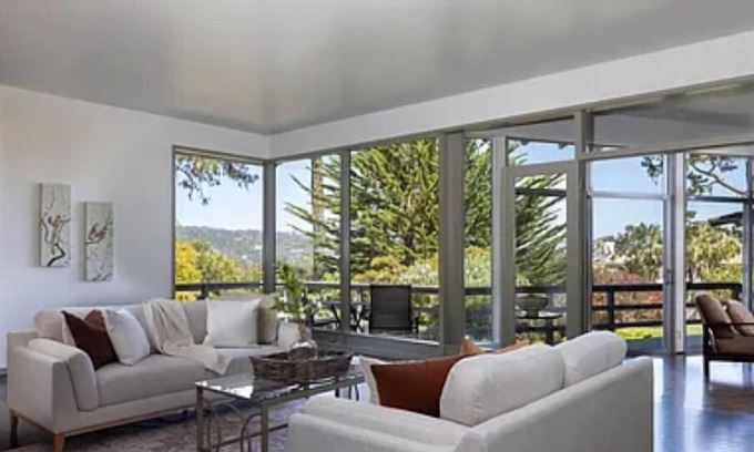 Pebble Beach Casa | Charming 3-bedroom house in Pebble Beach.