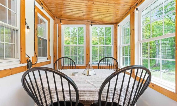 Saugerties Casa | Charming 3 bedroom, 2 bathroom Catskills cottage