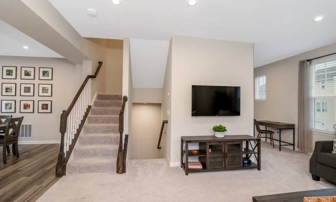 Merriman Valley Casa | Charming 3BR Getaway with Garage &Perfect Location