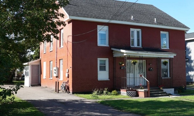 St. Albans Apartamento | Marvelous 3-bedroom apartment with WiFi in Saint Albans City