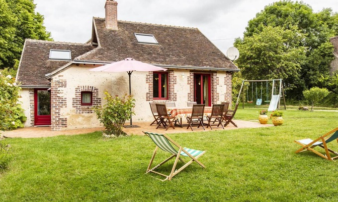 Authon Cabaña | Casa rural con encanto para 10, jardín y zona de juegos, cerca de Tours