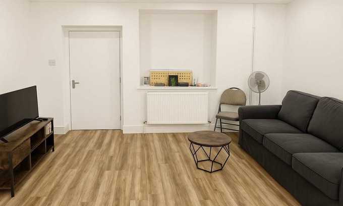 Churchill Apartamento | Charming 4-Bed Retreat in the Heart of Churchill with Parking