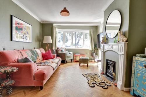 Felsted Casa | Charming 4 bedroom home in Felsted