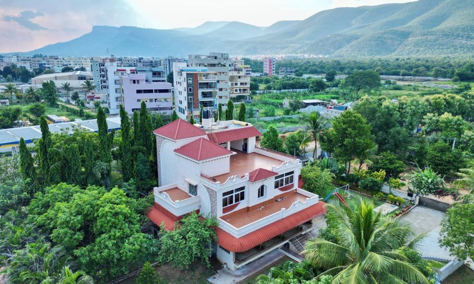 Tirupati Casa | Charming 4-bedroom bungalow with WiFi and AC in Tirupati