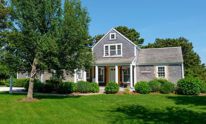 Nantucket Casa | Charming 4-bedroom house with spacious yard and pool