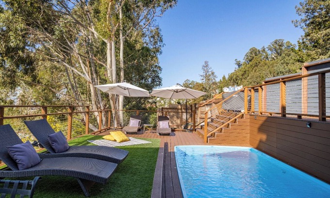 Oakland Casa | Charming 4-bedroom House With Pool and The Best Views in Oakland!