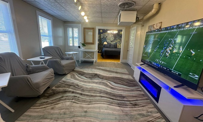 Warrens Casa | Charming 4-bedroom house with WiFi and Cable awaits you in Warrens!