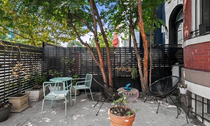 Truxton Circle Casa | Charming 4-Bedroom Townhouse in the Heart of DC