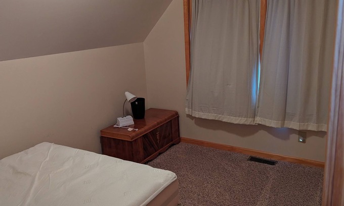 Battle Creek Casa | Charming 4-bedroom Saint Mary's Lake house in Battle Creek