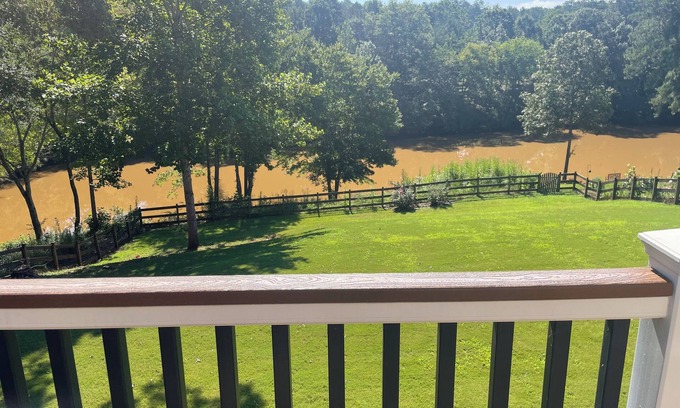 Douglasville Casa | Charming 4-bedroom house with WiFi and AC in delightful Douglasville