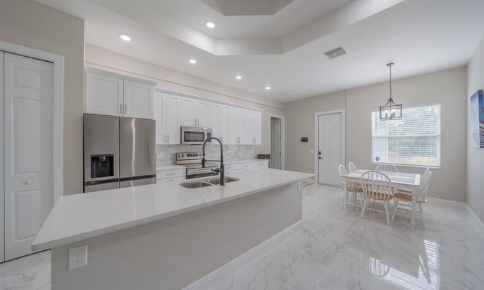 Sunshine Otro | Charming 4-bedroom New Construction farmhouse in pleasant Lehigh Acres