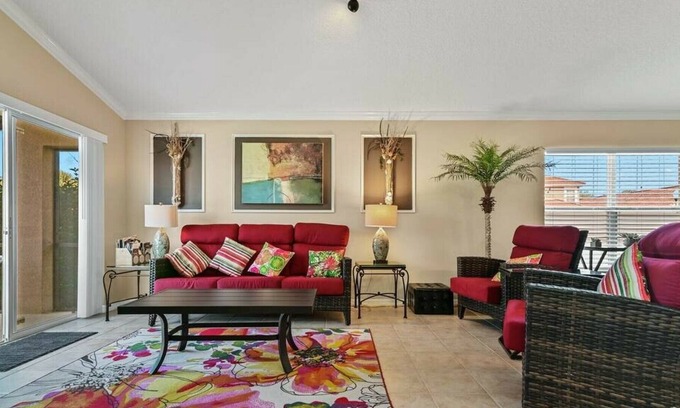 Waterstone Casa | Charming 4-bedroom w/ pool, spa