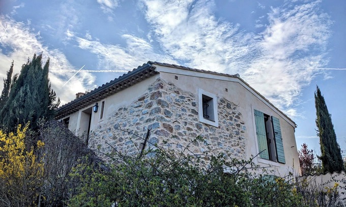 Ollieres Apartamento | Charming 50m2 apartment in a Napoleonic Tuilière, ideal for couples.