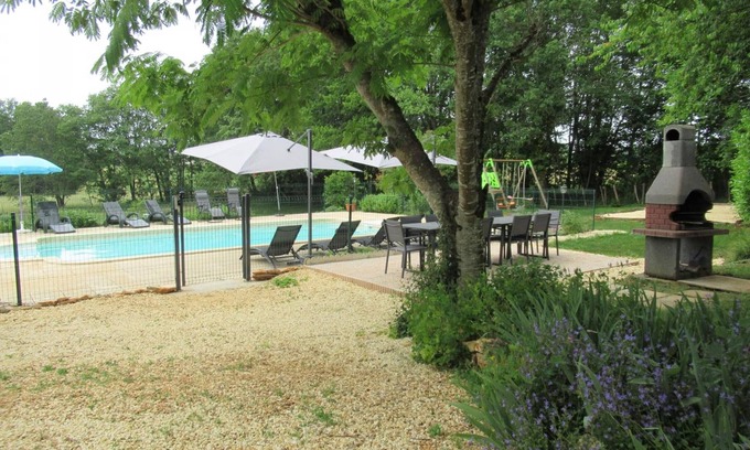 Mauzens-et-Miremont Cabaña | Casa rural con piscina privada en el corazón del Périgord Noir