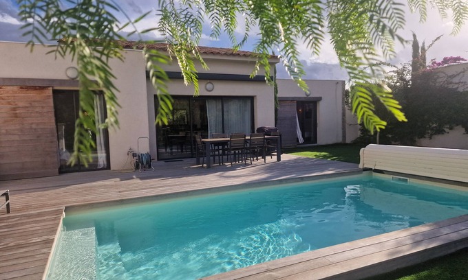 Cala Rossa Villa | Charming 5* villa, air-conditioned, with swimming pool, 800m from Cala Rossa beach