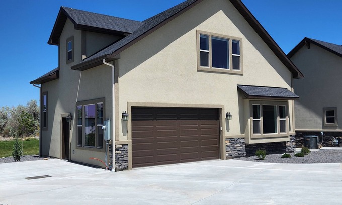 Twin Falls County Apartamento | Charming 825 square foot Studio Loft apartment in Kimberly with WiFi, AC