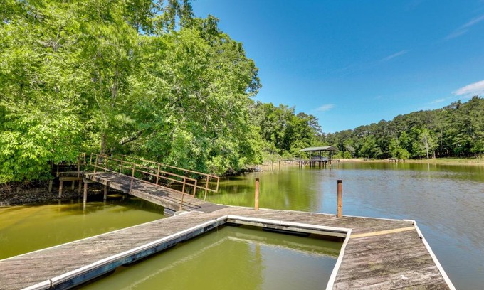 Abbeville Casa | Charming Abbeville Home with Private Boat Dock!