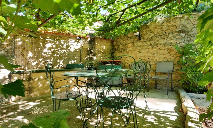 Sommieres Cabaña | Encantadora cabaña con aire acondicionado "la cabaña" y su jardín privado e independiente