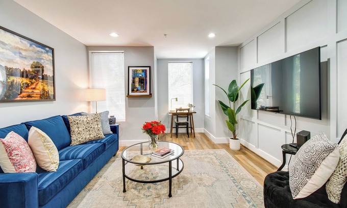 Old Town Alexandria Apartamento | Charming Alexandria Vacation Rental in Old Town!