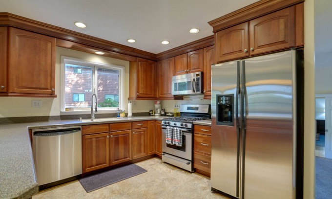 Old Seward - Oceanview Cabaña | Charming Anchorage Home w/ Private Hot Tub!