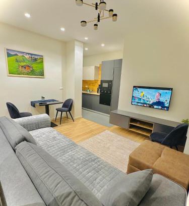 Tirana Apartamento | Charming and Bright Tirana Center Apartament