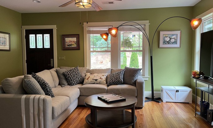 Waynesville Casa | Charming and cozy 1920's bungalow with mountain views. Pet-friendly