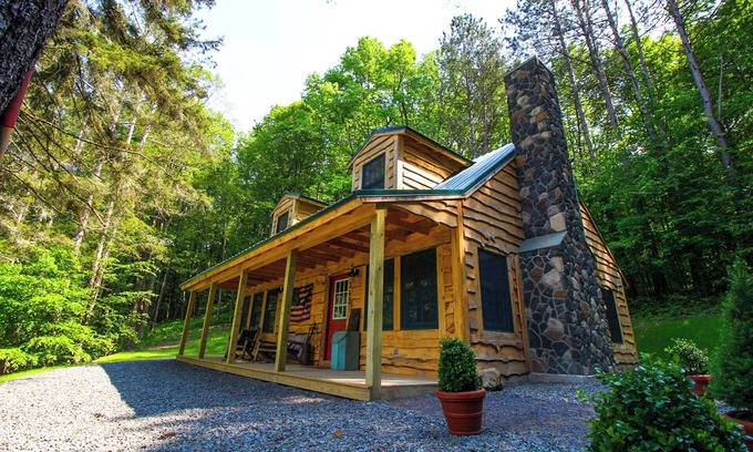 Cooperstown Cabina | Charming and rustic 3-bedroom cabin just minutes from Cooperstown