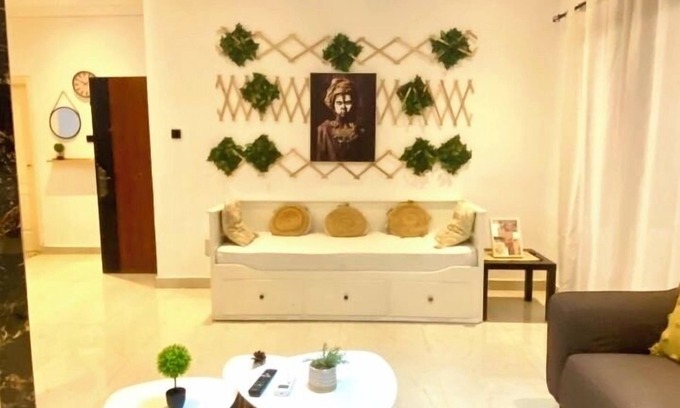 Pointe des Almadies Casa | Charming and spacious vacation home with 7 private bedrooms private parking