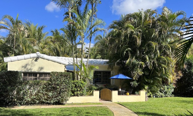 Biscayne Park Casa | Charming and unique Home w/tropical & hidden private yard!