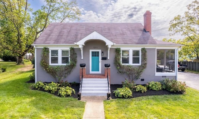 Eastport Casa | Charming Annapolis Retreat with Hidden Wine Room