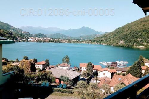 Lavena Ponte Tresa Apartamento | Charming Apartment in Lavena Ponte Tresa - 70m² - Spacious Terrace