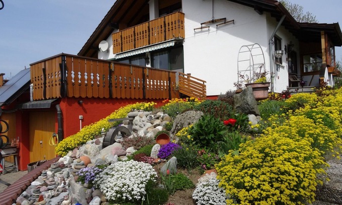 Amtzell Apartamento | Encantador apartamento "Camilla Wagner" con vistas a la montaña