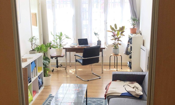 Combat Apartamento | Charming apartment in Canal Area - Central Paris - with WiFi