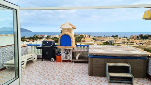 Puerto de Mazarrón Apartamento | Charming Apartment in Mazarrón with Sea View, 110 m²