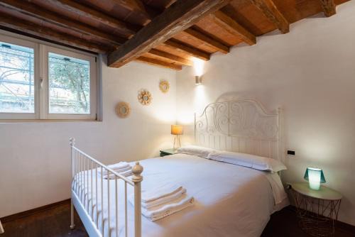 Santo Spirito Apartamento | Charming Apartment in the Heart of Santo Spirito