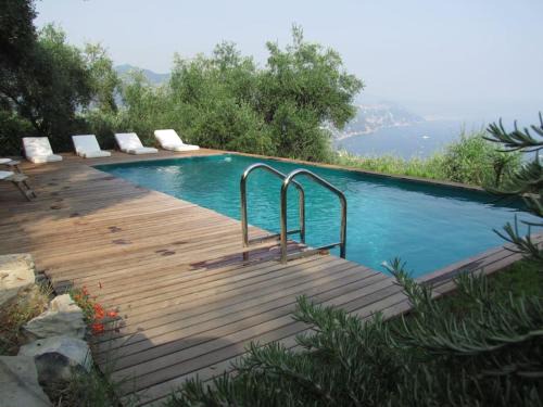 Rapallo Apartamento | CHARMING APARTMENT VILLA with POOL