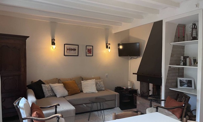 Cauterets Apartamento | Encantador Apartamento con Chimenea en Cauterets - Se Admiten Mascotas, Parking y Terraza