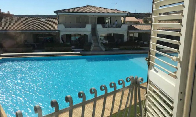 Palau Apartamento | Charming Apartment with shared Swimming Pool