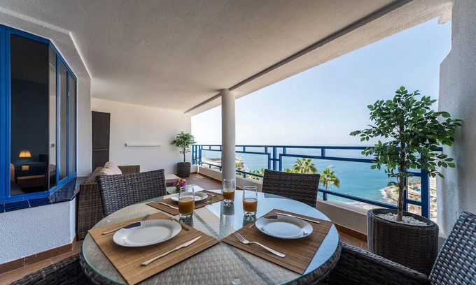 Taurito Apartamento | Charming Apartment with Terrace, Swimming pool and Sea views