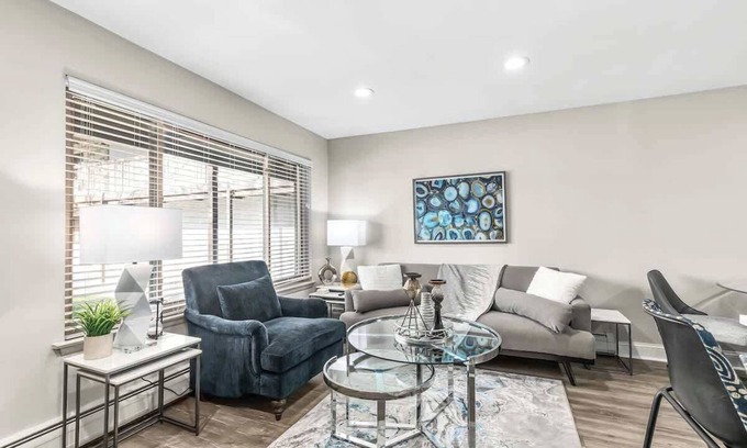 Royal Oak Apartamento | Charming Apt 4 near Beaumont