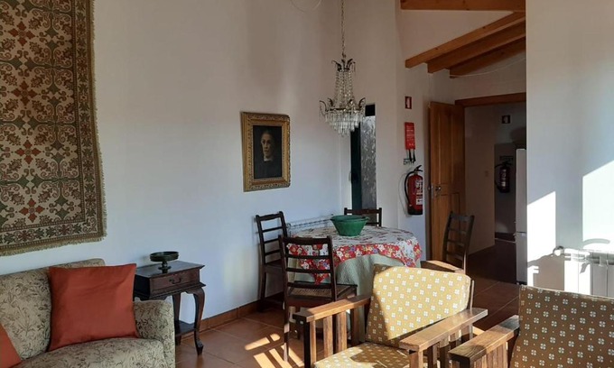 Gouveia Apartamento | Charming apt in historic building in Serra da Estrela national park