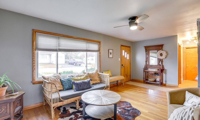 Arnold Casa | Charming Arnold Home w/ Patio & Chicken Coop!
