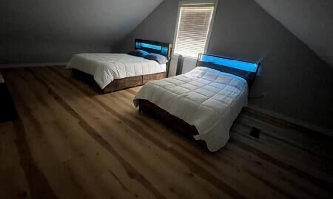 Springdale Casa | Charming B&B with Nicaraguan Breakfast Full House