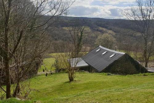 Llanelli Casa | Charming Barn Conversion - Idyllic Rural Retreat- Pet Friendly