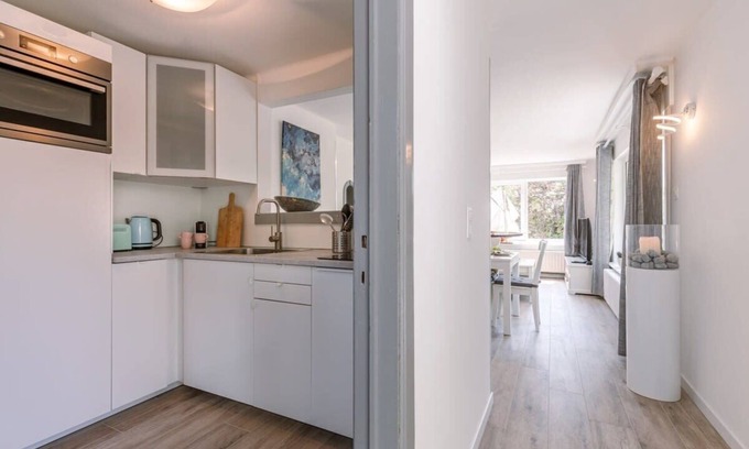 Duinbergen Casa | Charming beachside villa with private terrace