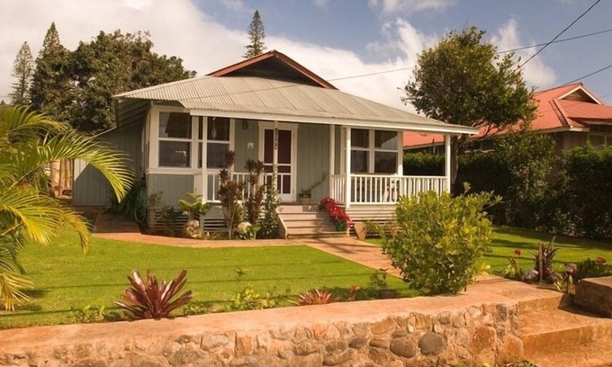Lanai City Cabaña | Encantador, muy bien remodelado, Histórico Plantation Home