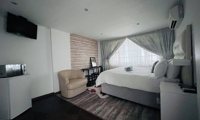 Selborne Cama Y Desayuno | Charming bed & breakfast with 10 bedrooms and WiFi, AC in enjoyable East London
