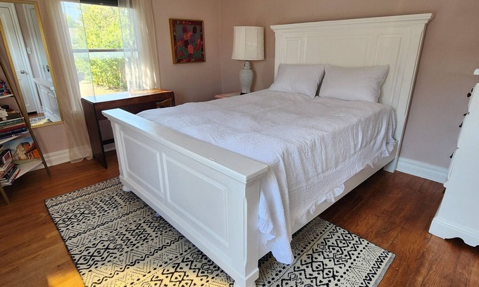Central Oklahoma City Casa | Charming bedroom in OKC Urban Core